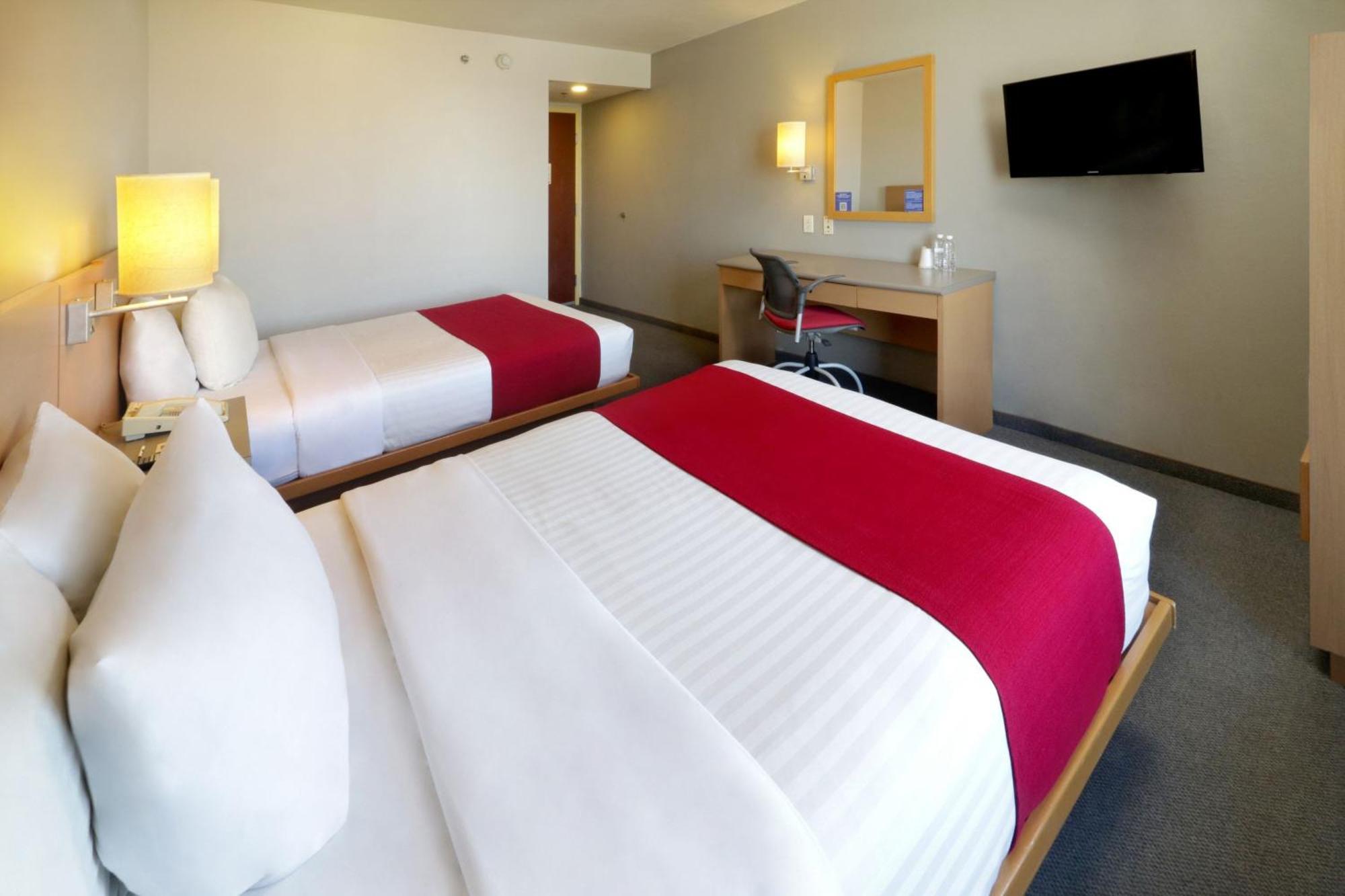 City Express By Marriott Nuevo Laredo Exterior photo
