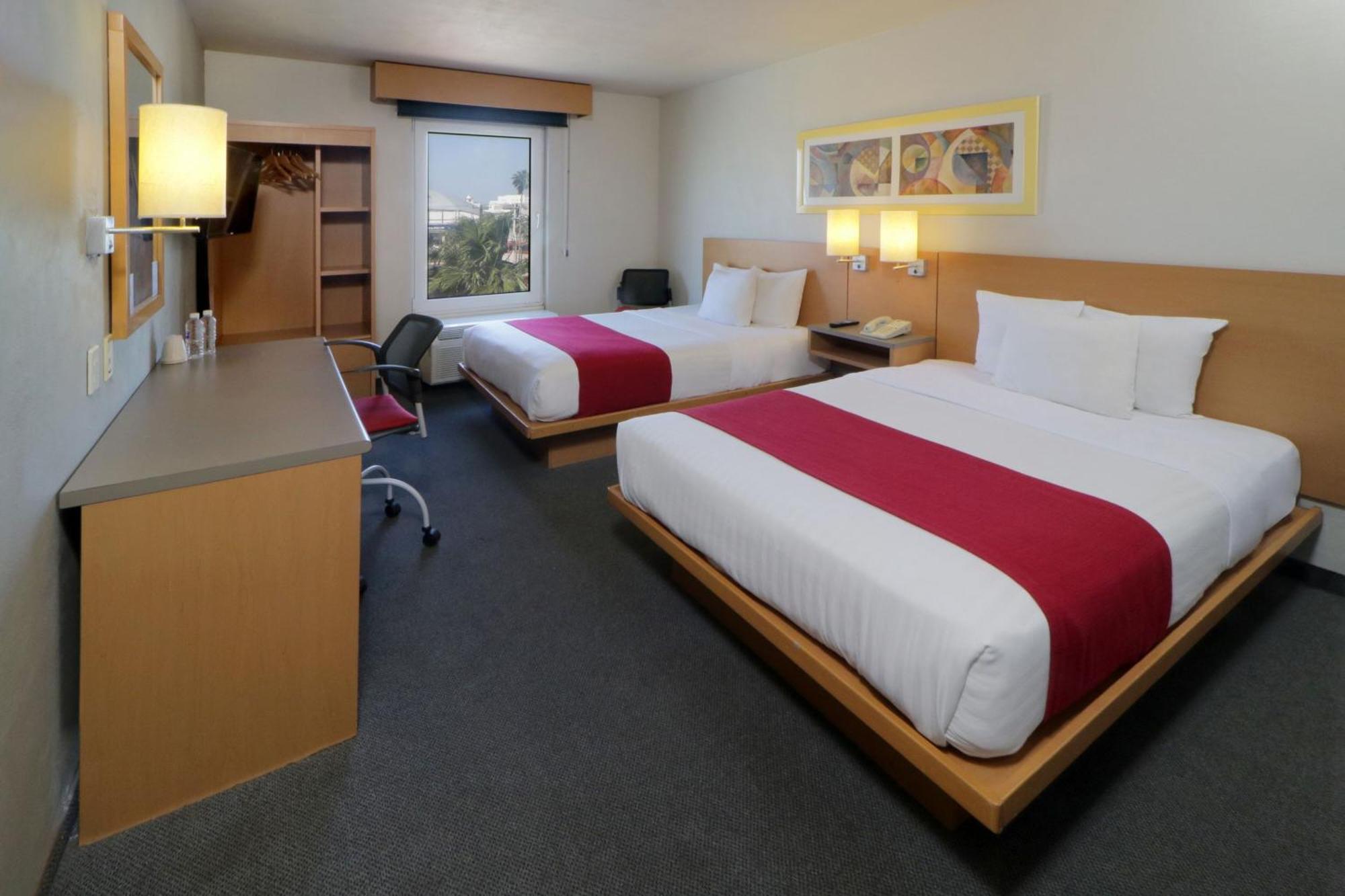 City Express By Marriott Nuevo Laredo Exterior photo